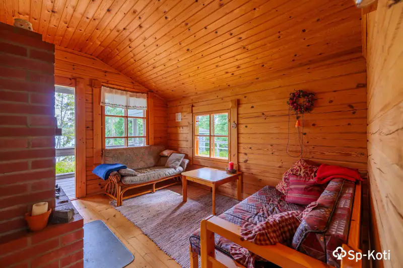 Chalet Honka ~50 m² (1991/1998), 3 000 m², Lahnajärvi — Keijola / Mikkeli — 17