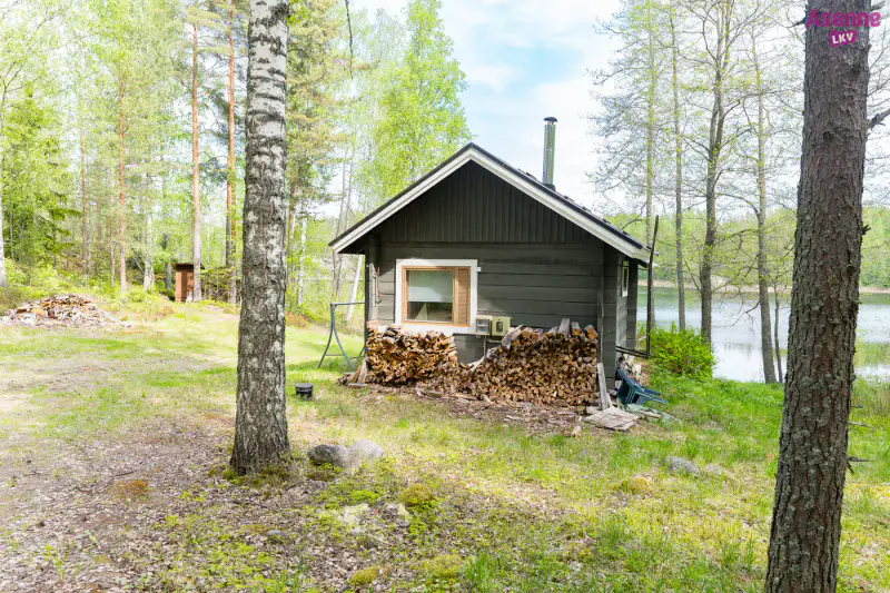 Rantasauna ~18 m² (2013) + droits 150 k-m², 5 160 m² (~80 m rive), Saimaa — Huttula / Mikkeli — 17
