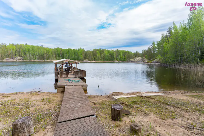 Rantasauna ~18 m² (2013) + droits 150 k-m², 5 160 m² (~80 m rive), Saimaa — Huttula / Mikkeli — 1