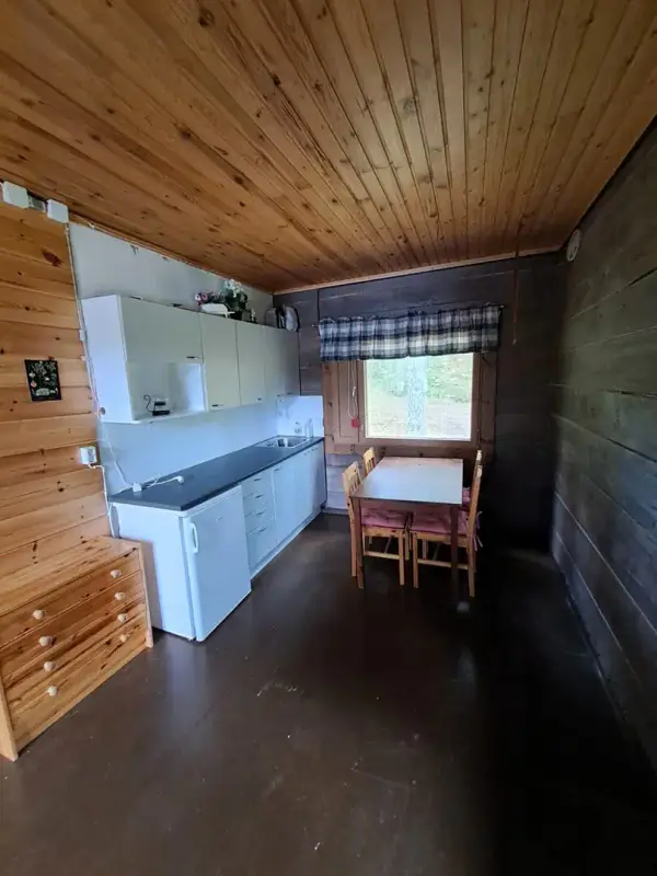 Rantasauna ~18 m² (2013) + droits 150 k-m², 5 160 m² (~80 m rive), Saimaa — Huttula / Mikkeli — 9