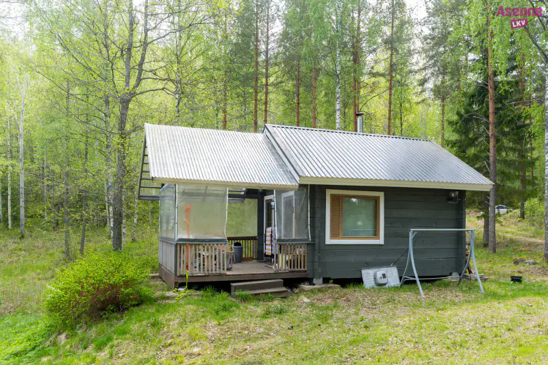 Rantasauna ~18 m² (2013) + droits 150 k-m², 5 160 m² (~80 m rive), Saimaa — Huttula / Mikkeli — 15