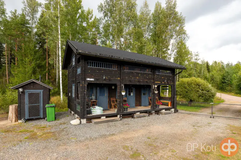 Maison 1989 ~103 m² + gîte, savusauna et 12 chambres en aittas, 5,59 ha et rive Lahnalampi — Suomenniemi / Mikkeli — 6