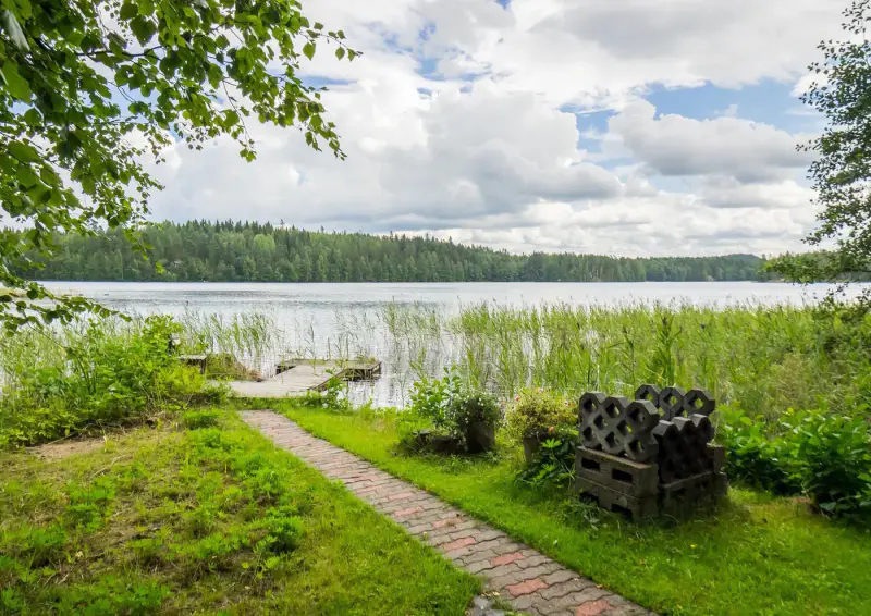 Maison 150 m² (1999) + rantasauna + hall 2 voitures, rive lac, 3 300 m² — Korpikoski / Mikkeli — 15
