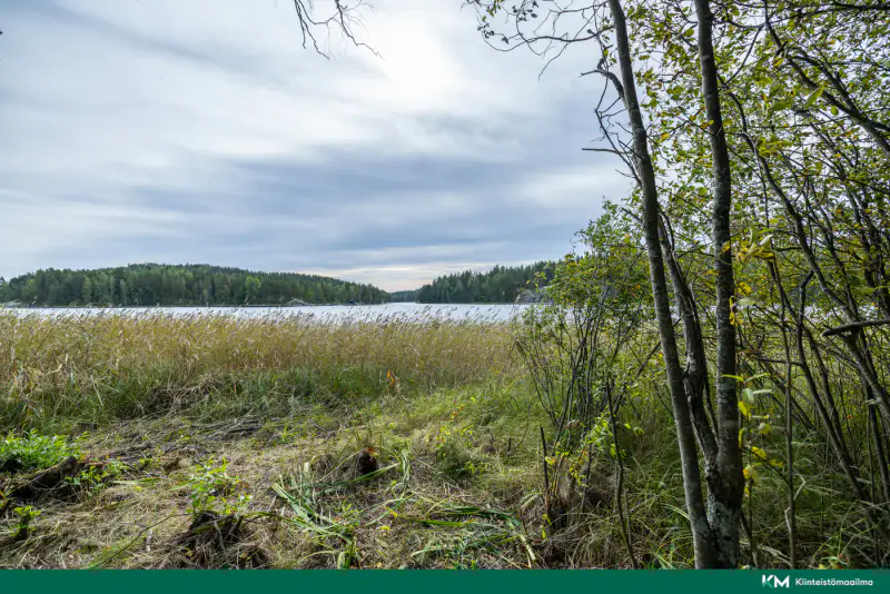 Terrain constructible ~6 358 m² (RA ≤250 k-m²), rive sud Saimaa — Anttola / Mikkeli — 5