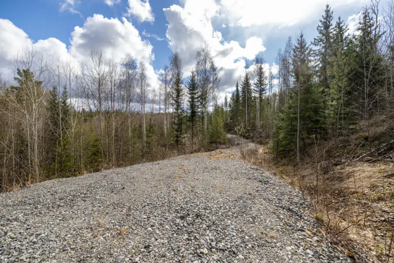 Terrain constructible Saimaa 4 550 m², droits ~232 m², élec prête — Helppanala / Mikkeli — 7