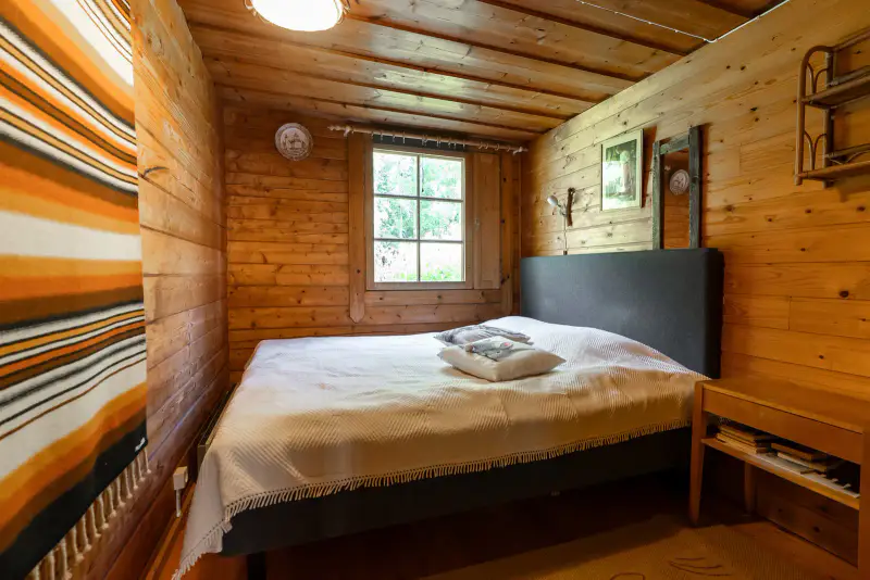 Chalet île, 55 m², rive privée Oulujoki ~110 m, 5 350 m² — Laukansaari, Muhos — 17