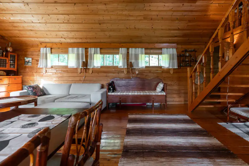 Chalet île, 55 m², rive privée Oulujoki ~110 m, 5 350 m² — Laukansaari, Muhos — 8