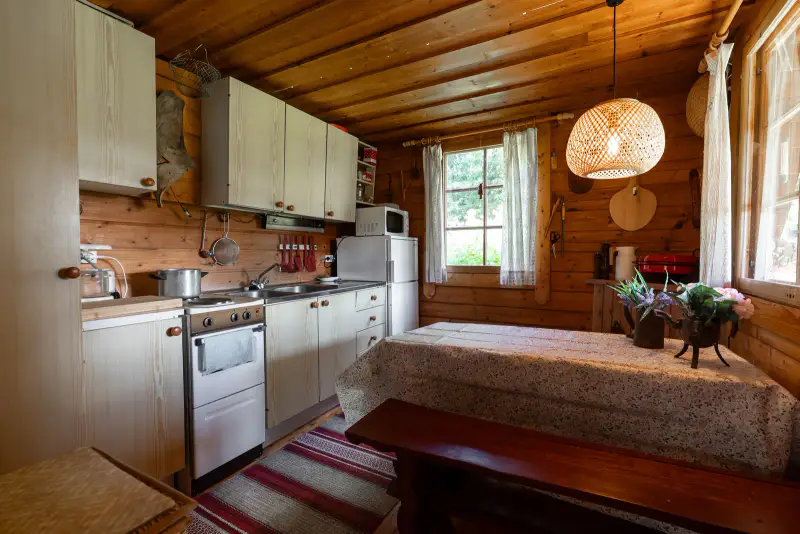 Chalet île, 55 m², rive privée Oulujoki ~110 m, 5 350 m² — Laukansaari, Muhos — 2