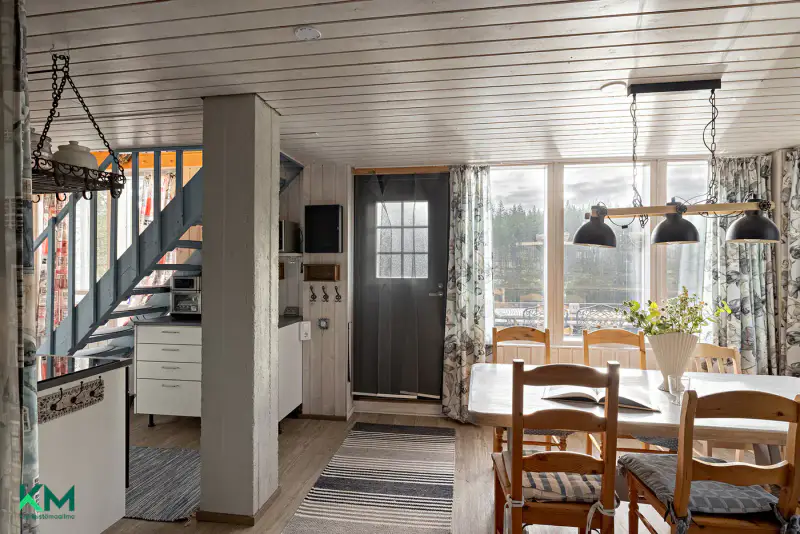 Maison en rondins 118 m² habitable à l’année, 4,7 ha avec étang privé — Rokua, Muhos — 10
