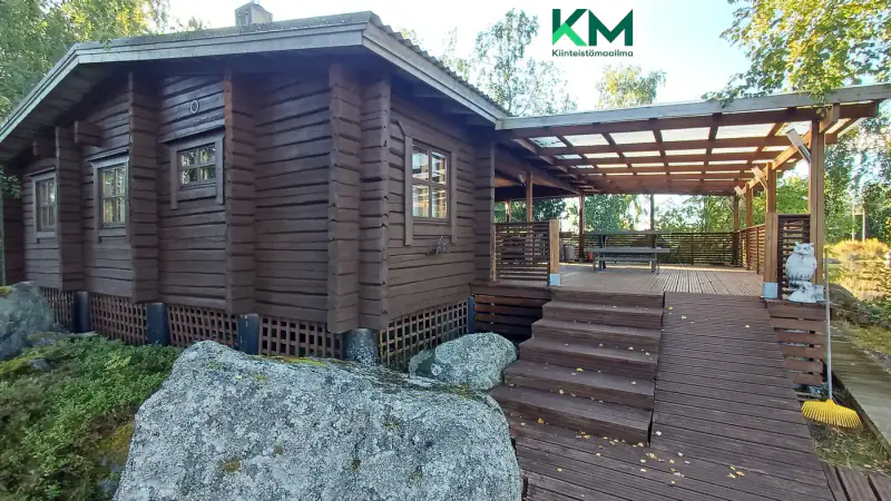 Hirsihuvila ~50 m², rive mer Raippaluoto, 4 400 m² — Mustasaari — 1