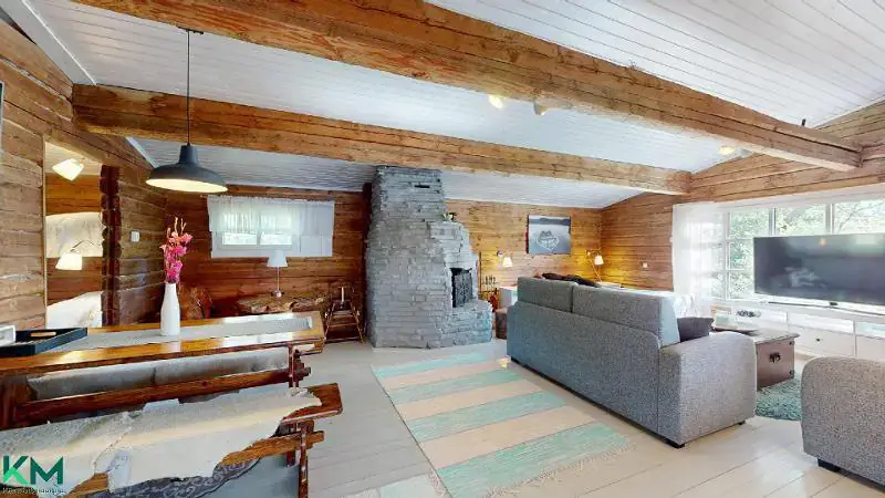 Hirsihuvila ~50 m², rive mer Raippaluoto, 4 400 m² — Mustasaari — 17
