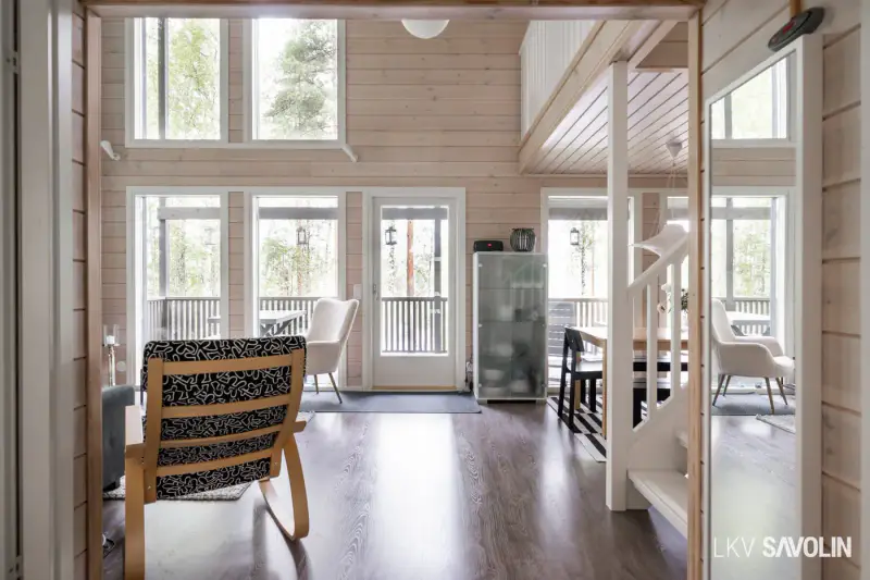 Loma-asunto meublé 2013, 75 m², rive Muuratjärvi + rantasauna, 4 140 m² — Muurame — 12