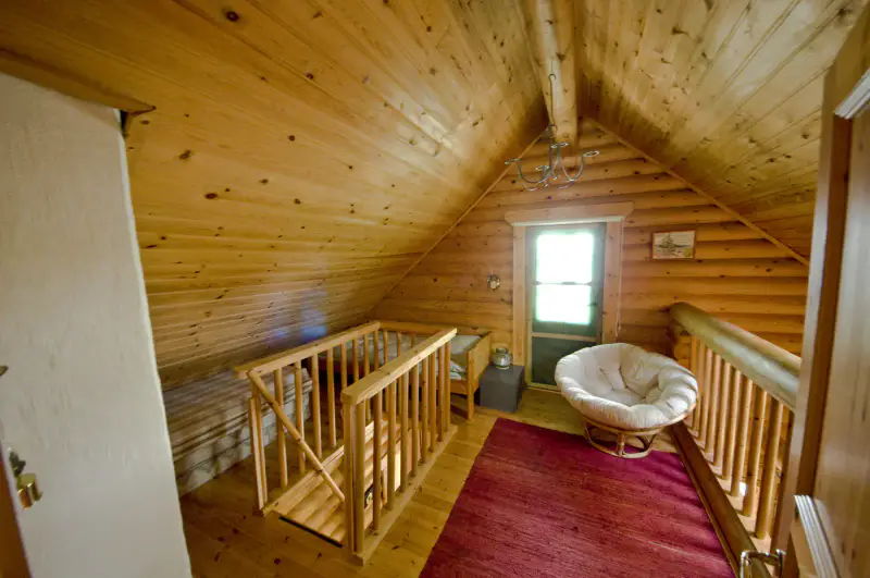 Mökki madriers ronds ~72 m² (1996) + sauna, 3 500 m² (~60 m rive mer) — Vähä-Kaita / Rymättylä — 14