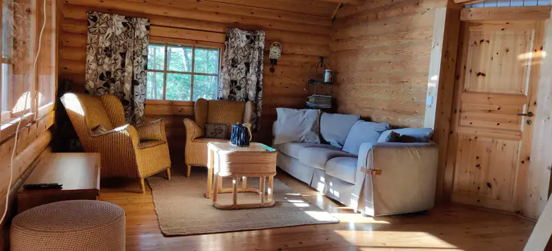Mökki madriers ronds ~72 m² (1996) + sauna, 3 500 m² (~60 m rive mer) — Vähä-Kaita / Rymättylä — 7