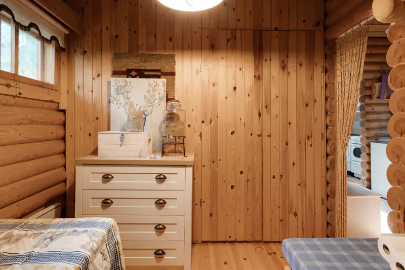 Mökki ~45 m² (1975) + sauna, rive mer ouest, 8 080 m² + vesijättö — Rymättylä — 16