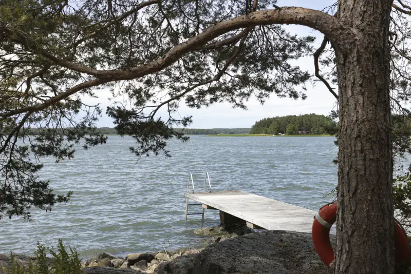 Mökki île ~90 m² (1998) + sauna, 5 986 m² (~230 m rive mer), Katavaluoto / Syväranta — Naantali–Masku — 13