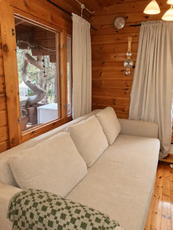 Ensemble de petits chalets (1975–1995) + sauna de rive, 4 280 m² et rive mer privée — Aaslaluoto / Rymättylä (Naantali) — 11