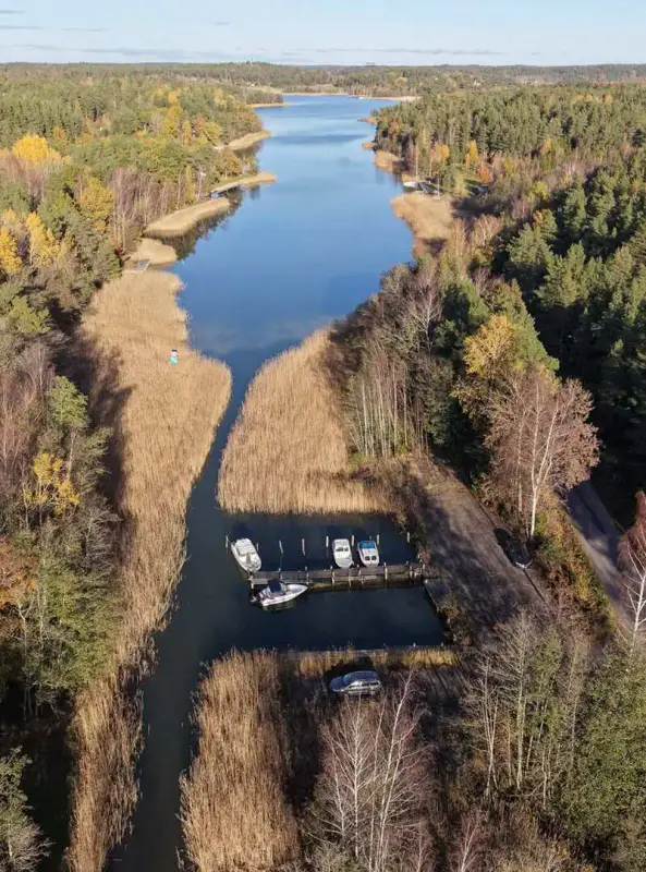 Terrain à Naantali  rive privée  13 289 m² — 149 000 € — 15