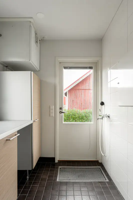 Maison plain-pied 2009, 146 m², rive Kokemäenjoki, 3 700 m² — Nakkila — 16