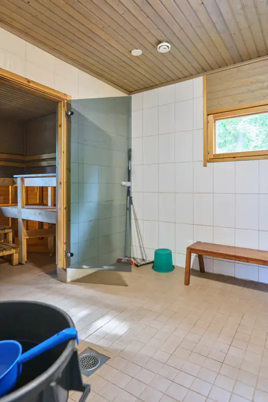 Ensemble mökki + sauna ~60 m rive Alinenjärvi, 3 620 m² — Nokia — 18
