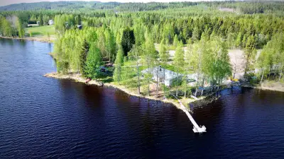 Maison 1983, 91 m², rive privée Haapalampi (lampi/pond), 3 450 m² — Nurmes — 1