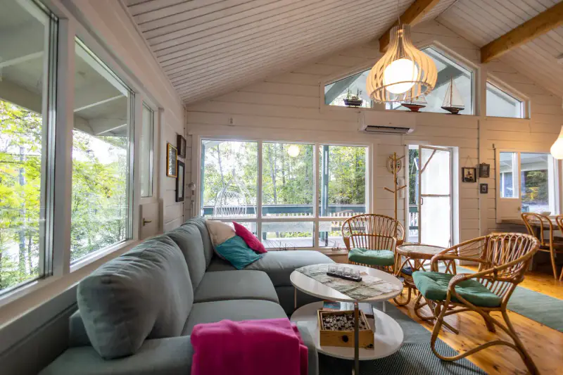 Hirsihuvila ~62 m² (1994) + sauna, 3 552 m², Pitkävesi — Ristijärvi / Orivesi — 6