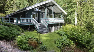 Hirsihuvila ~62 m² (1994) + sauna, 3 552 m², Pitkävesi — Ristijärvi / Orivesi — 1