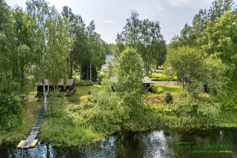 Maison Kannustalo 2007, 249 m², rive privée Kiiminkijoki, 3 670 m² — Kiiminki, Oulu — 4