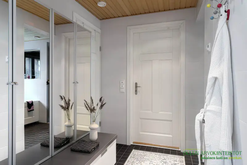 Maison Kannustalo 2007, 249 m², rive privée Kiiminkijoki, 3 670 m² — Kiiminki, Oulu — 16