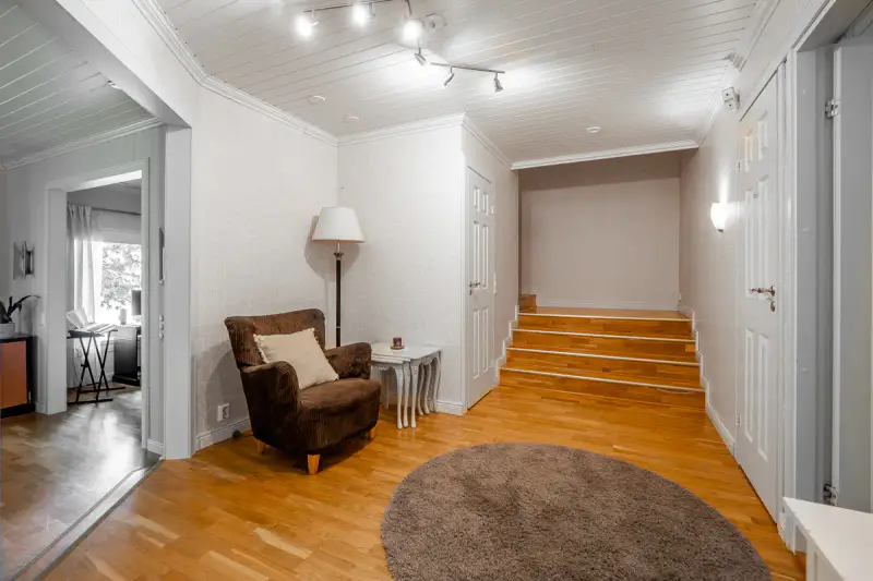Maison ~257 m² (2002) + rantasauna + kota, 1 800 m², Jäälinjärvi — Jääli / Oulu — 13