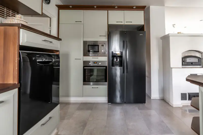 Maison ~133 m² + saunas, 8 430 m² en rive de la Kiiminkijoki — Ylikiiminki / Oulu — 17