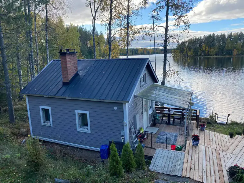 Mökki ~30 m² (1955 / maj 2020) + sauna 2020, 7 520 m², Lietukkajärvi — Outokumpu — 1