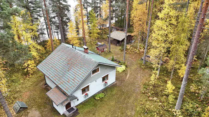 Maison ronds 127 m² (2005) + rantasauna, plage sable Juojärvi ~60 m, 5 030 m² — Viuruniemi — 1