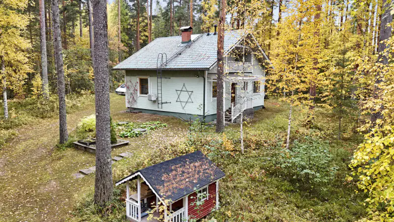 Maison ronds 127 m² (2005) + rantasauna, plage sable Juojärvi ~60 m, 5 030 m² — Viuruniemi — 5