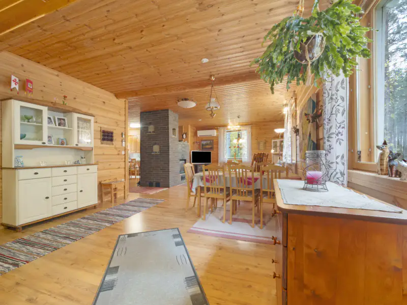 Maison ronds 127 m² (2005) + rantasauna, plage sable Juojärvi ~60 m, 5 030 m² — Viuruniemi — 7