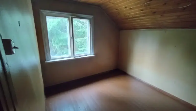 Maison 1946 ~52 m² + sauna, deux parcelles ~2,02 ha rive — Nyystölä / Padasjoki — 18