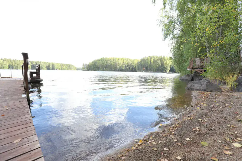 Hirsimökki ~39,5 m² (2010) + rantasauna/savusauna, 4 900 m², Kukkia — Iso-Vekuna / Pälkäne — 3