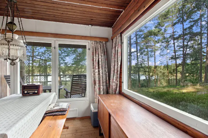 Mökki ~37 m² (1968) + sauna, 4 270 m² (~96 m rive), mer — Nauvo / Parainen — 5