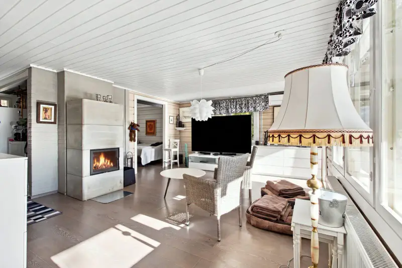 Maison/mökki 93 m² (2013) mer, ~220 m rive, 18 730 m² presqu’île — Kirjala / Parainen — 15