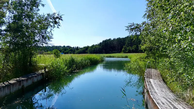 Hirsimökki ~46 m² (1990) + talousrakennus et rantasauna, 10 320 m² et ~110 m de rive privée Västersundet — Träsk / Houtskari / Parainen — 6