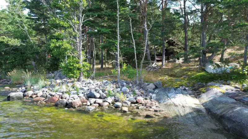 Demi-île ~3,65 ha + cabane 16 m² (1994) + sauna, mer — Brännlandet / Nauvo — 4