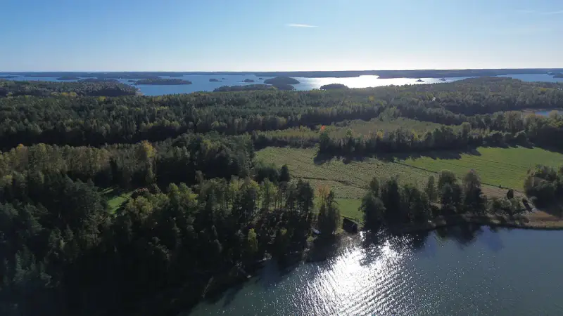 Ancien torp ensemble ~89 m² (rénové 1990-91) + sauna de rive, 1,75 ha rive mer et prés — Parainen / Pargas — 16