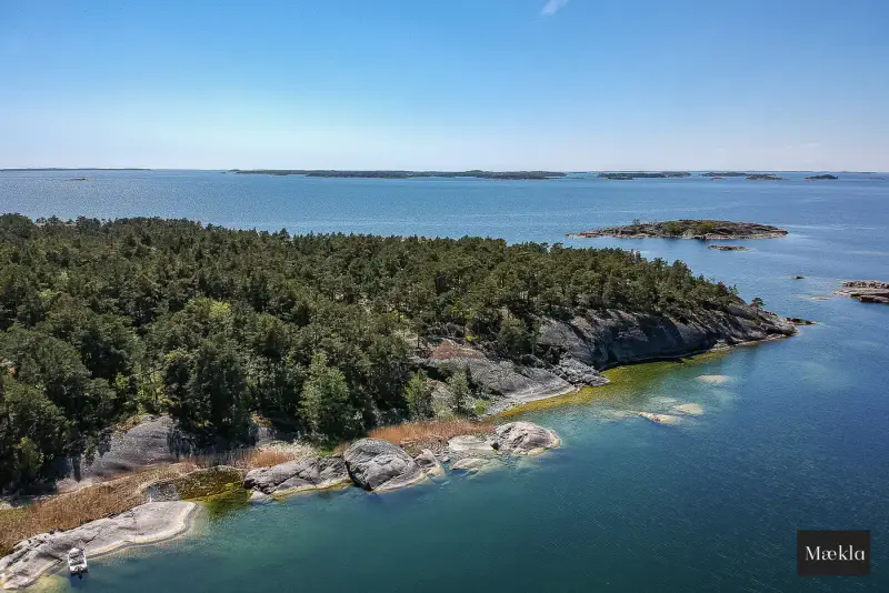 Terrain île ~7,1 ha, droit RA1 200 m², ~400 m rive Haraskärsfjärden — Haraskär / Nauvo / Parainen — 15