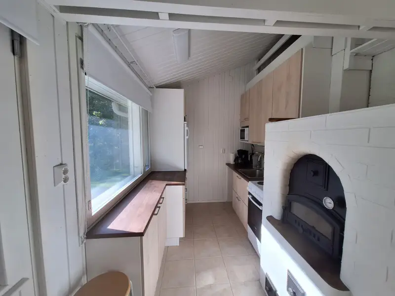 Mökki hivernal 1995 + rantasauna 1992, Simpelejärvi / Hassonlahti, 10 950 m² — Särkisalmi — 8