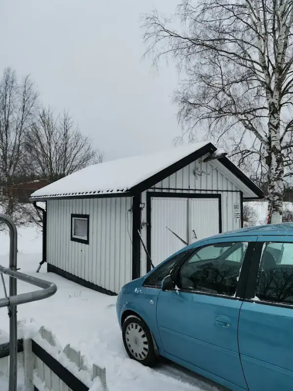 Maison ~79 m² (1973) + sauna bois, ~6 524 m² (~75 m rive), rivière — Oksakoski / Perho — 18