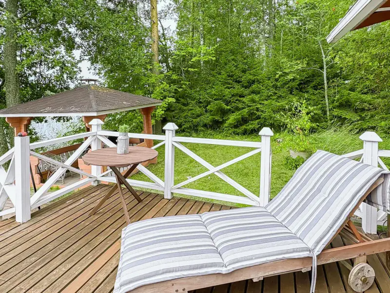 Chalet rénové, 40 m², rive privée Pyhitty, 2 200 m² — Pieksämäki — 18