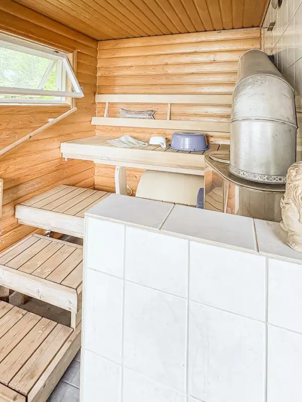 Chalet rénové, 40 m², rive privée Pyhitty, 2 200 m² — Pieksämäki — 11