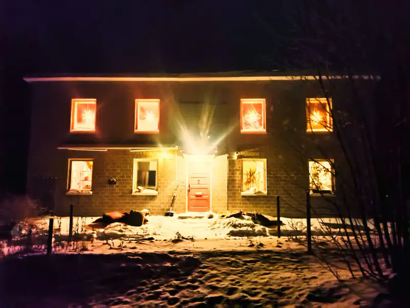 Maison funkis ~140 m² (1937) + écurie, 8,2 ha (~350 m rive), Suontee — Jäppilä / Pieksämäki — 3