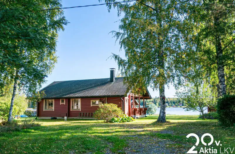 Villa bois ~69 m² + sauna Nestori ~35 m² (2000), 1 580 m² — Itäinen Lammassaari / Pietarsaari — 4