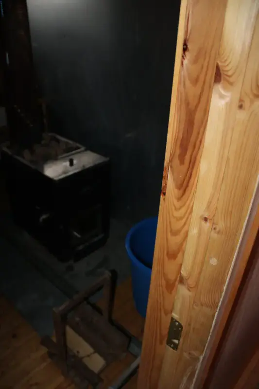 Chalet-sauna moderne (20 m², 2010), 5 384 m² et 64 m de rive privée sur le Ylä-Säyneinen — Polvijärvi, 24 km de Joensuu — 18